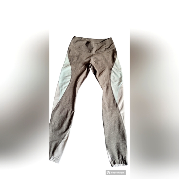 Nike Dri Fit leggings - Picture 1 of 5
